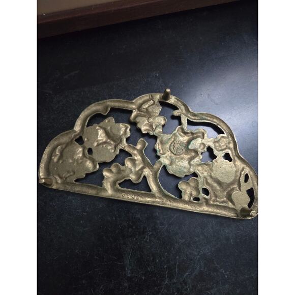 Pair of Harvin Brass Trivets 8.5" Floral Vine Design Vintage USA Mid-Century - Picture 8 of 9